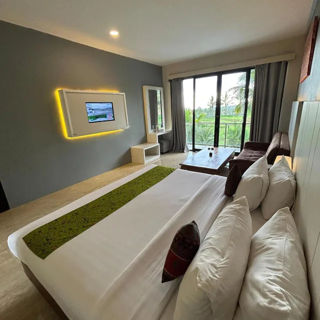 Suite, King Bed, Pool View, Grand Harvest Resort and Villas 4/10