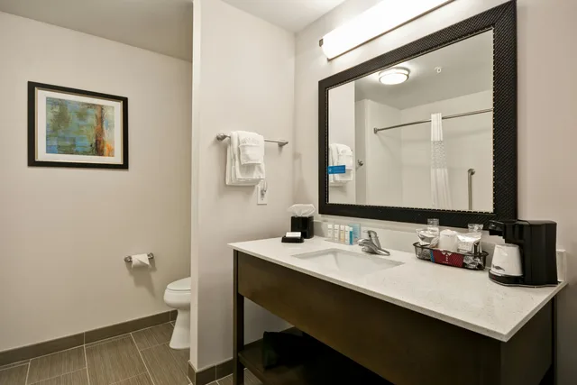 غرفة بسريرين كوين لذوي الإعاقة، Hampton Inn Kenedy 7/8