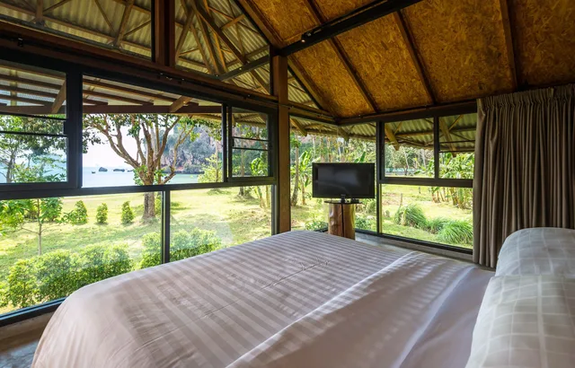 Villa, King Bed, Beach Front، Tinidee Hideaway Tonsai Beach Krabi 3/5