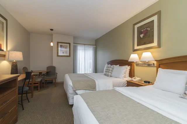 غرفة ديلوكس بسريرين كوين، Banff Inn 3/10