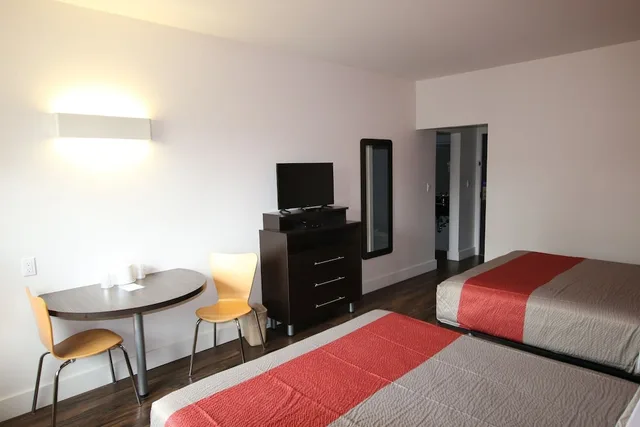 غرفة ديلوكس بسريرين كوين، Motel6 Moncton, NB 6/10