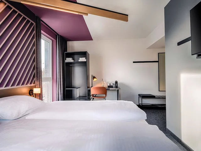 غرفة بريميوم بسرير كينج، B&B Hotel Bochum-City 2/3
