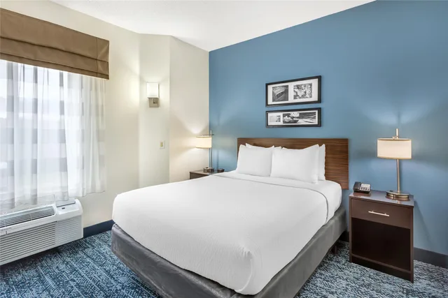 غرفة بسرير كوين لذوي الإعاقة، Sleep Inn Missoula 1/5