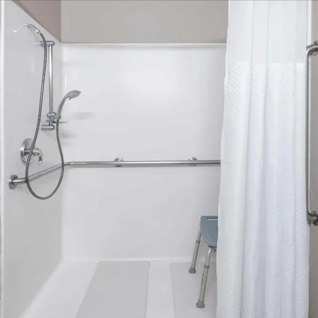 غرفة بسرير كوين لذوي الإعاقة، Baymont By Wyndham Gurnee 8/8