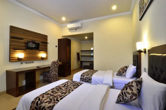 Premier, Double Bed, Segara Anak Hotel 3/8