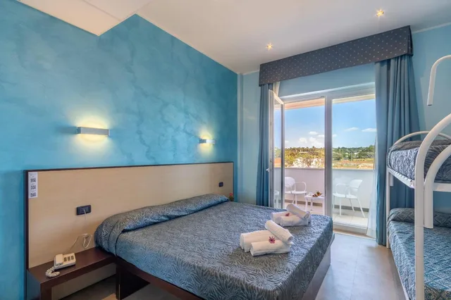 Room, Quadruple, Country View, Balcony، Hotel Jonico 3/5