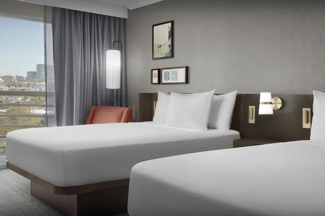 غرفة بسريرين كوين بإطلالة، Courtyard by Marriott San Diego Downtown Little Italy 3/10