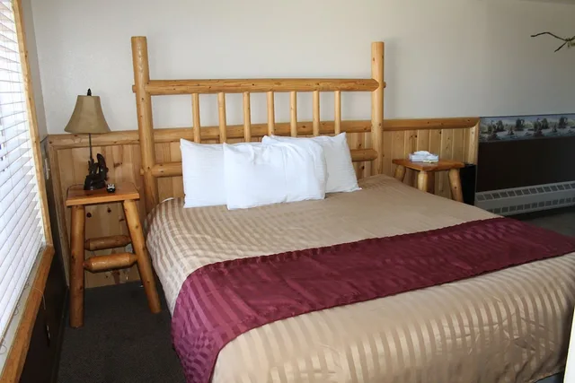 جناح عائلي بفراش فوتون وسرير كينج بغرفة نوم واحدة، Fireside Lodge 1/2