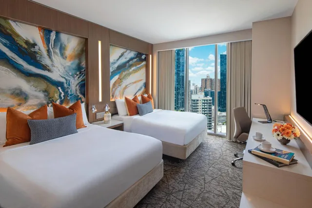 غرفة بسريرين كوين بإطلالة على المدينة في طابق مرتفع، Courtyard by Marriott New York Manhattan/Midtown West 3/4