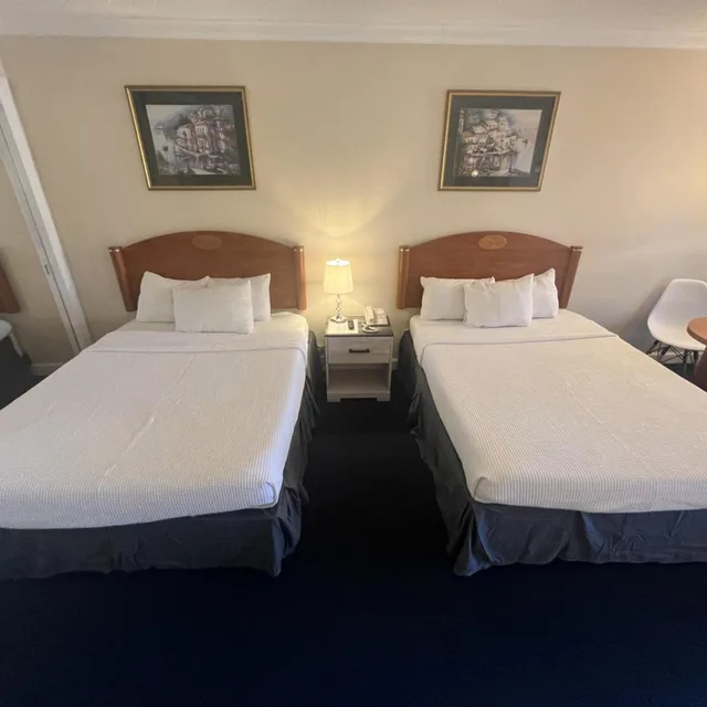 غرفة بسريرين مزدوجين، Grand Palms Resort 2/6