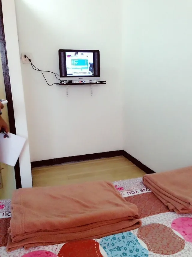 Standard, Double Bed, No Window، Natcha Place Rangsit Donmuang 2/2
