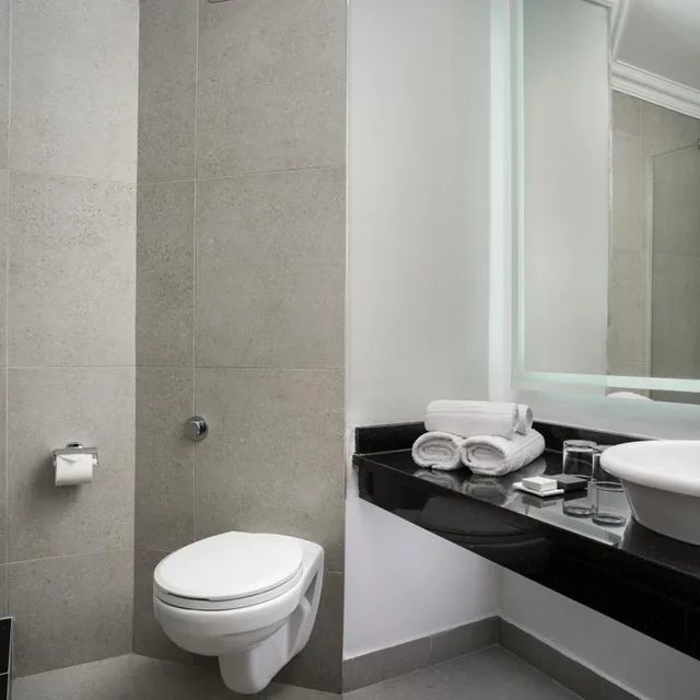 غرفة بسرير مزدوج، The Oasis Hotel 5/9