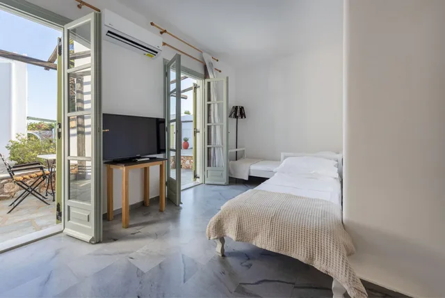 غرفة عائلية، PAROSLAND HOTEL 2/7