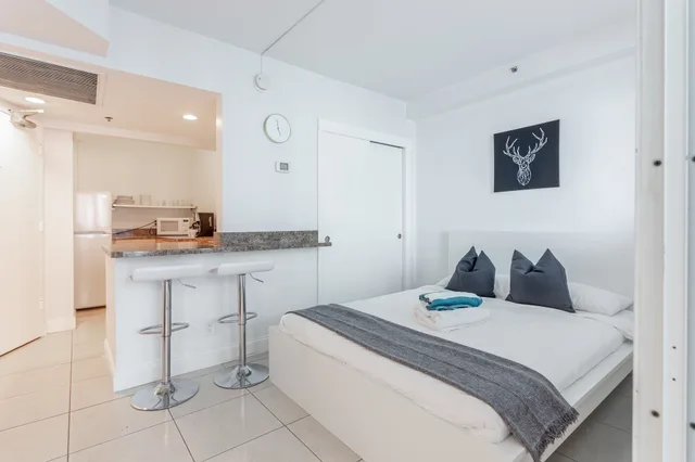 جناح استوديو فاخر بسريرين كوين، Girasole Apartments 3/6