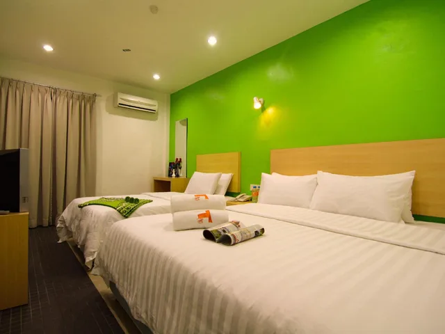 غرفة سوبيريور ثلاثية، T Hotel Kuala Perlis 1/2