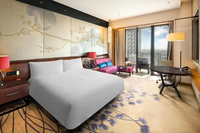 Room, King Bed, Crowne Plaza CHENGDU WEST 1/7