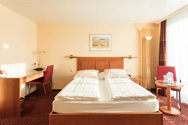 غرفة كومفورت مفردة، Engimatt City And Garden Hotel 2/4