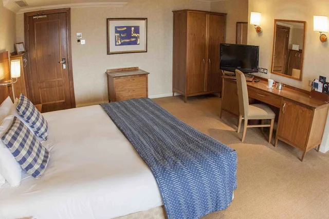 غرفة بسرير فردي بإطلالة على المرفأ، Harbour Heights Hotel 3/5