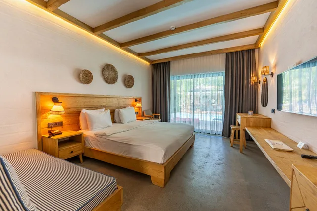 Premier, Double Bed, Pool Access، The Pearl Oludeniz 2/2