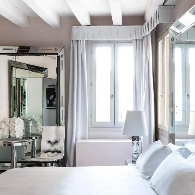 Superior, Double Bed, Palazzina Grassi 2/4