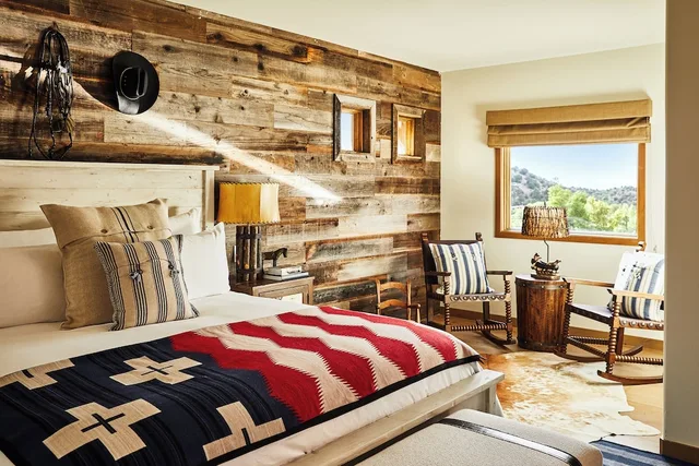 2 Bedrooms, Casita, Suite, 1 King and 2 Queen Beds، Bishops Lodge Ranch Resort And Spa 1/1