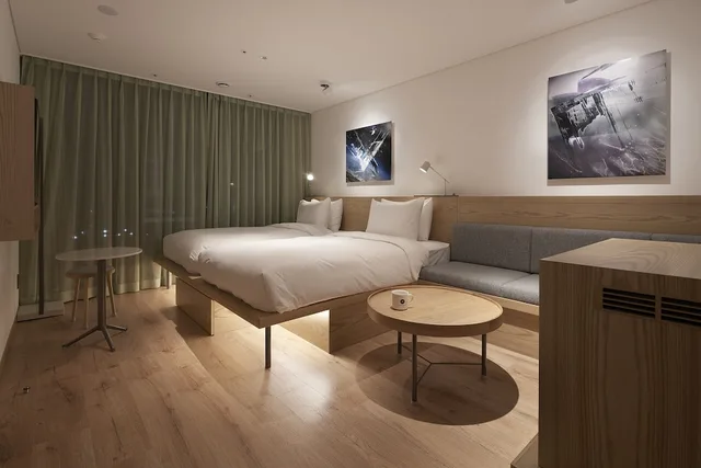 Atelier, Twin Beds، Hotel Anteroom Seoul 1/6