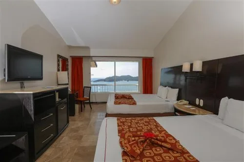 غرفة ديلوكس بسرير مزدوج أو سريرين منفصلين بإطلالة على البحر، Azul Ixtapa Beach Resort Convention Center 2/2