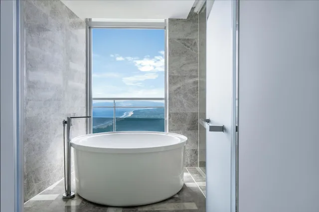 Imperial, Ambassador, Ocean, Suite, King Bed، Atlantis Sanya 5/5