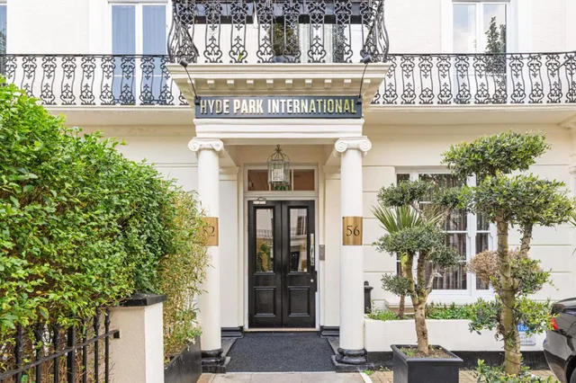 غرفة تُحدَّد عند الوصول، Hyde Park International Hotel 1/1