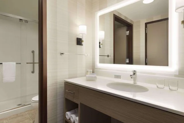 1 Bedroom, Skyline, Suite, 2 Queen Beds، Homewood Suites by Hilton Chicago West Loop Fulton Market Area 4/6