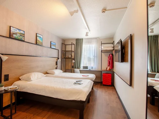 غرفة قياسية بسريرين منفصلين، IBIS CHERBOURG LA GLACERIE 1/9