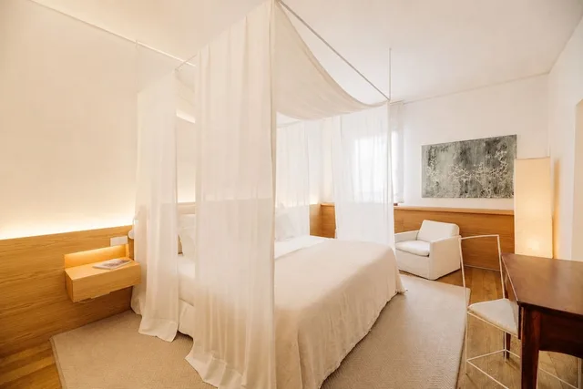 غرفة ديلوكس بسرير كينج، Hotel Convent De La Missio Luxury Boutique Hotel - Adults Only 4/10