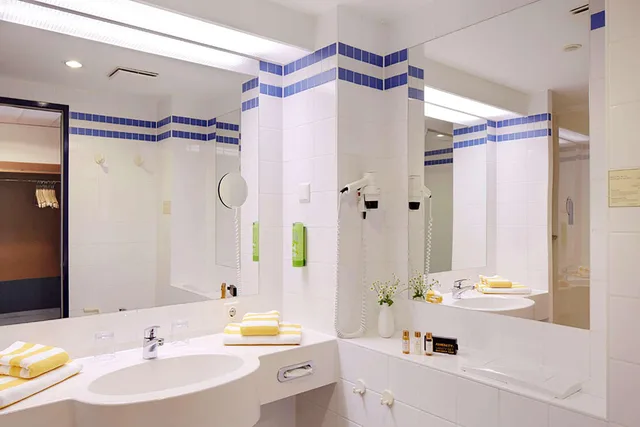 غرفة قياسية مزدوجة، Dorint Seehotel Binz-Therme Binz / Rugen 6/6