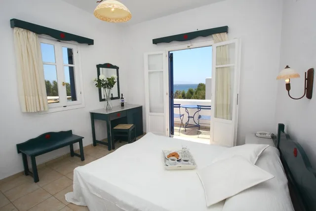 غرفة ثلاثية، Paros Inn Hotel 1/4