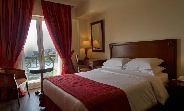 غرفة كلاسيكية بسرير مزدوج بإطلالة على البحر، Volos Palace 1/6
