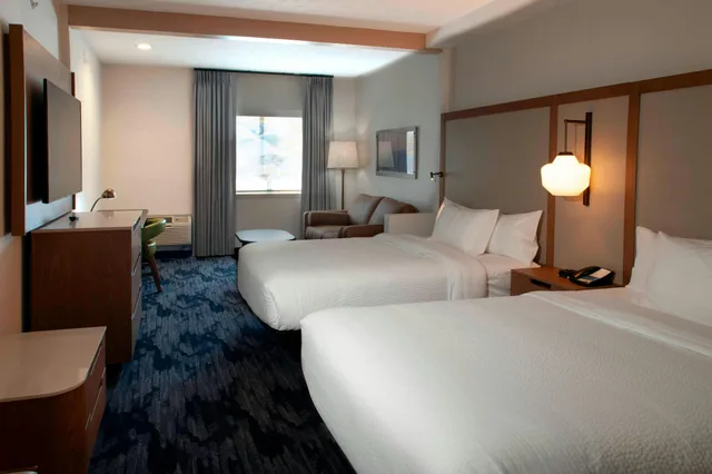 غرفة، Fairfield Inn and Suites by Marriott Spokane Valley 1/3