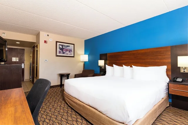 غرفة قياسية مفردة بسرير كينج لذوي الإعاقة، Grand Canyon Hotel and Suites 1/4