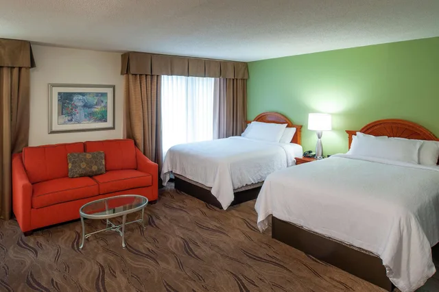 جناح بسريرين كوين لذوي الإعاقة، Hilton Garden Inn Allentown Bethlehem Airport 2/4