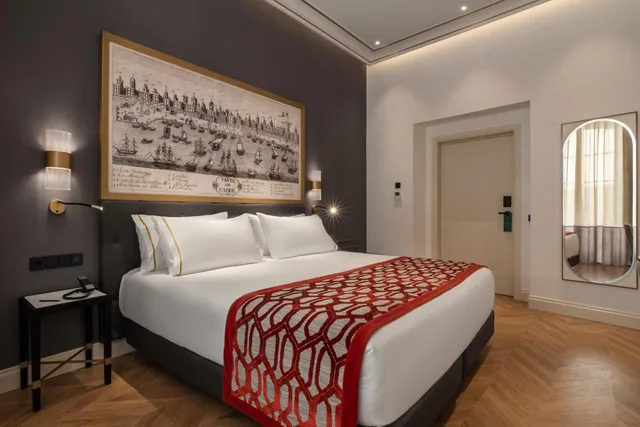 Classic, Double Bed, Aurea Casa Palacio Sagasta 2/5