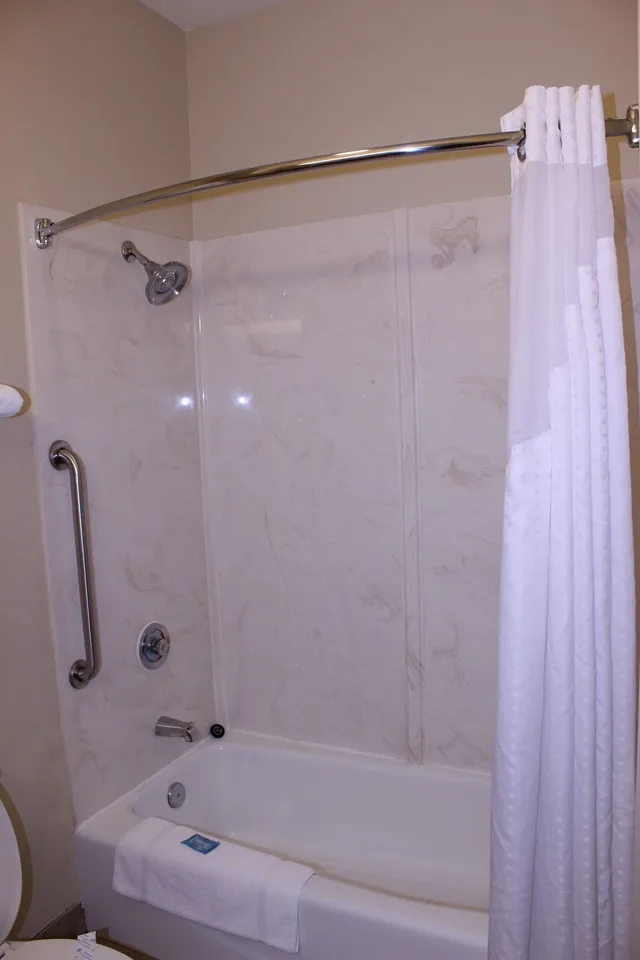 غرفة قياسية بسرير كينج، Holiday Inn Express Hotel And Suites Cedar Hill 8/9