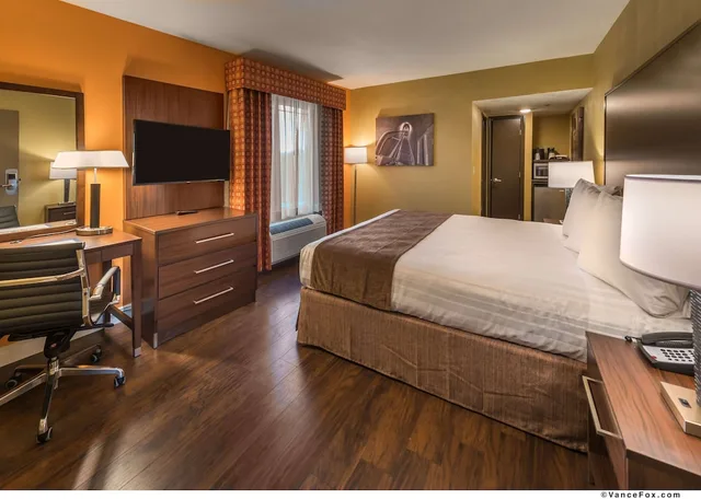 غرفة قياسية بسرير كينج، Best Western Hoover Dam Hotel 2/3