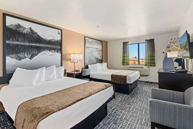 غرفة قياسية بسريرين كوين، Surestay Hotel By Best Western Twin Falls 2/10