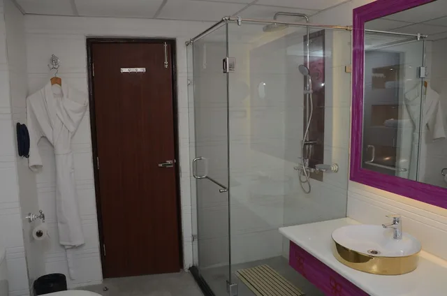 جناح بسرير كوين، The Grand Empire A Boutique Hotel 5/5