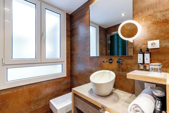 غرفة قياسية بسرير كوين، Petit Palace Tamarises 8/10