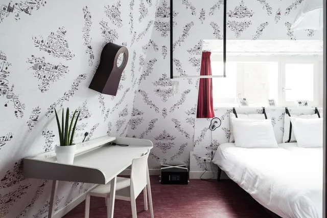 غرفة أساسية، Kaboom Hotel 1/1