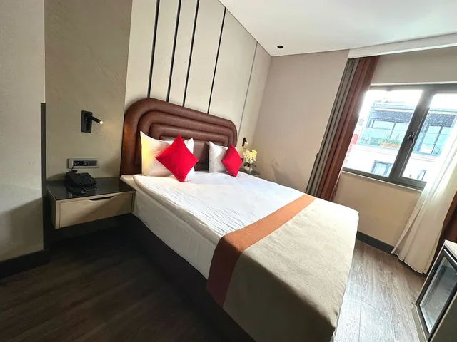 غرفة ديلوكس بسرير مزدوج، Edition Old City Hotel 1/5