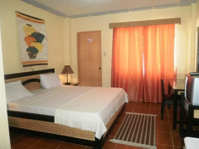Room, Twin Beds, Beach Front، Marlins Beach Resort 3/6