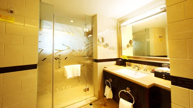 غرفة بزنس بسرير كينج، Paramount Gallery Hotel Shanghai 5/7