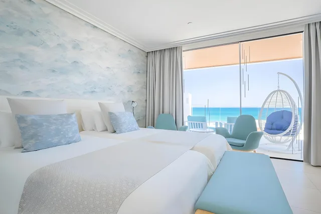 غرفة ديلوكس بسرير مزدوج بإطلالة على البحر، Hotel Lava Beach 1/1
