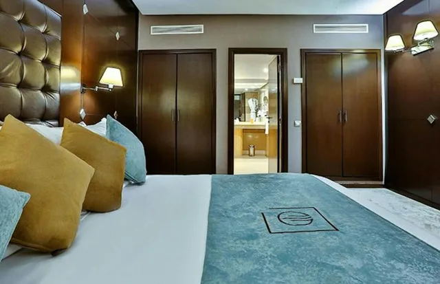 جناح رئاسي، Terminus City Center Oujda 2/3